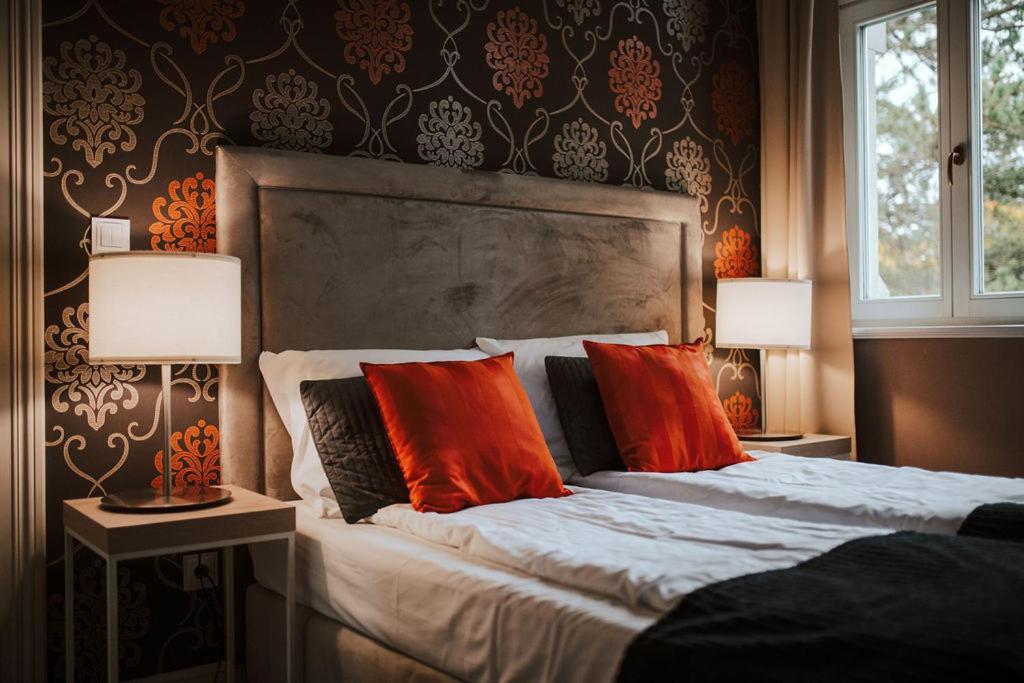 Hotel Debowy Biowellness & Spa Gory Sowie Bielawa  Bagian luar foto
