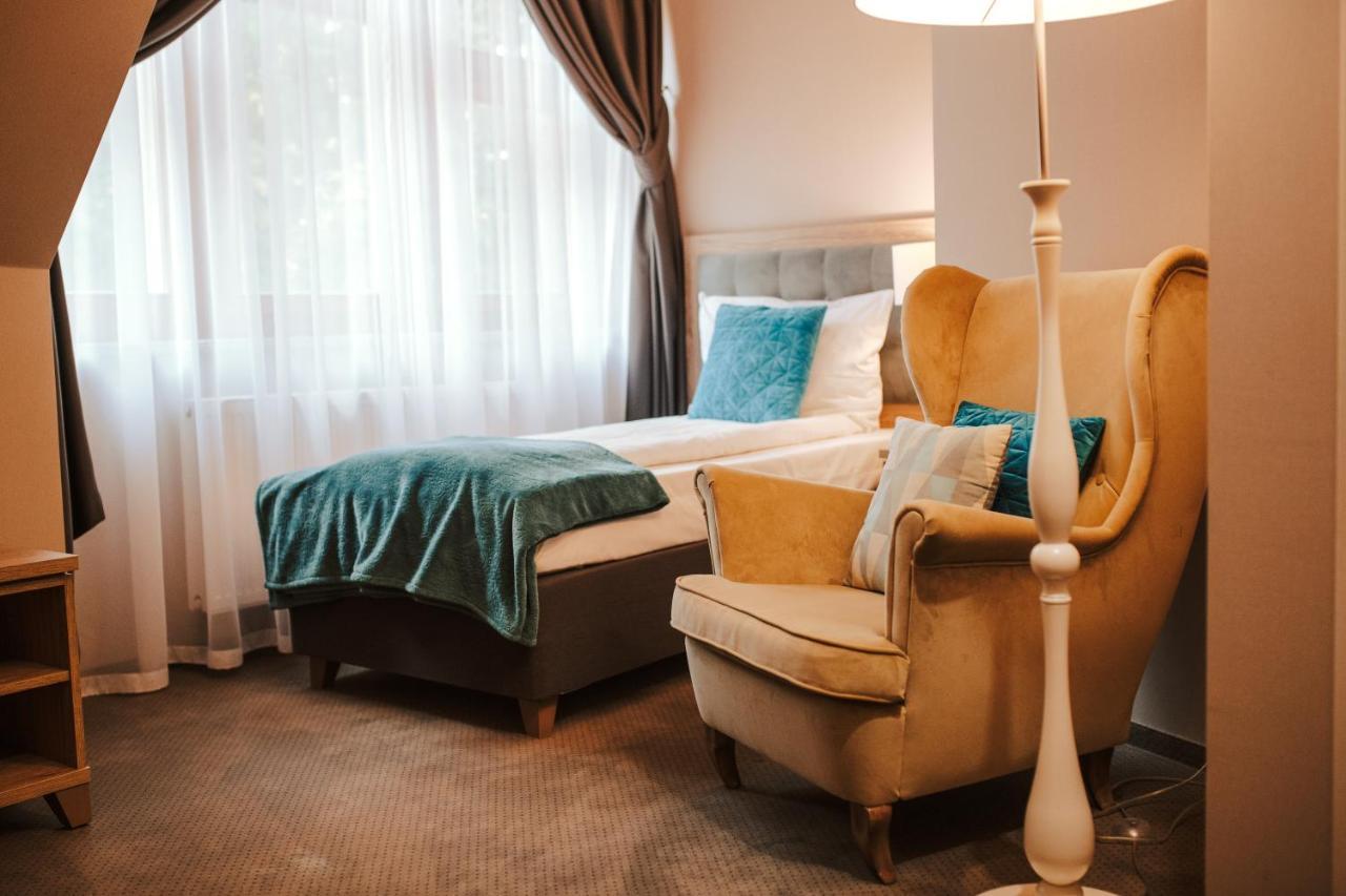 Hotel Debowy Biowellness & Spa Gory Sowie Bielawa  Bagian luar foto