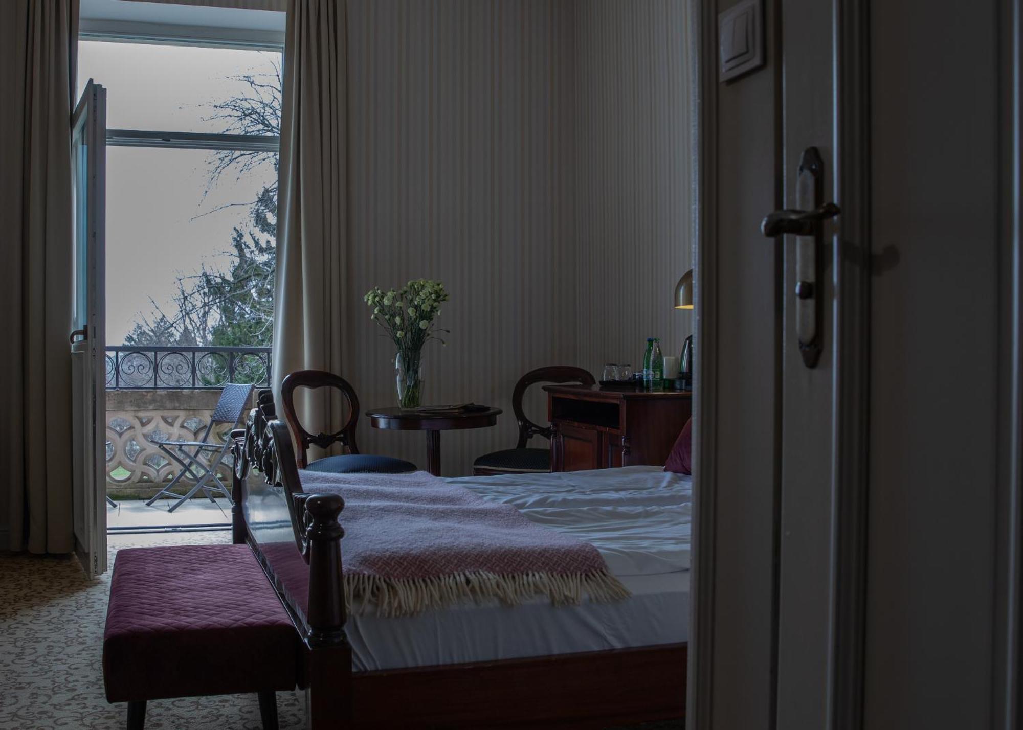Hotel Debowy Biowellness & Spa Gory Sowie Bielawa  Bagian luar foto
