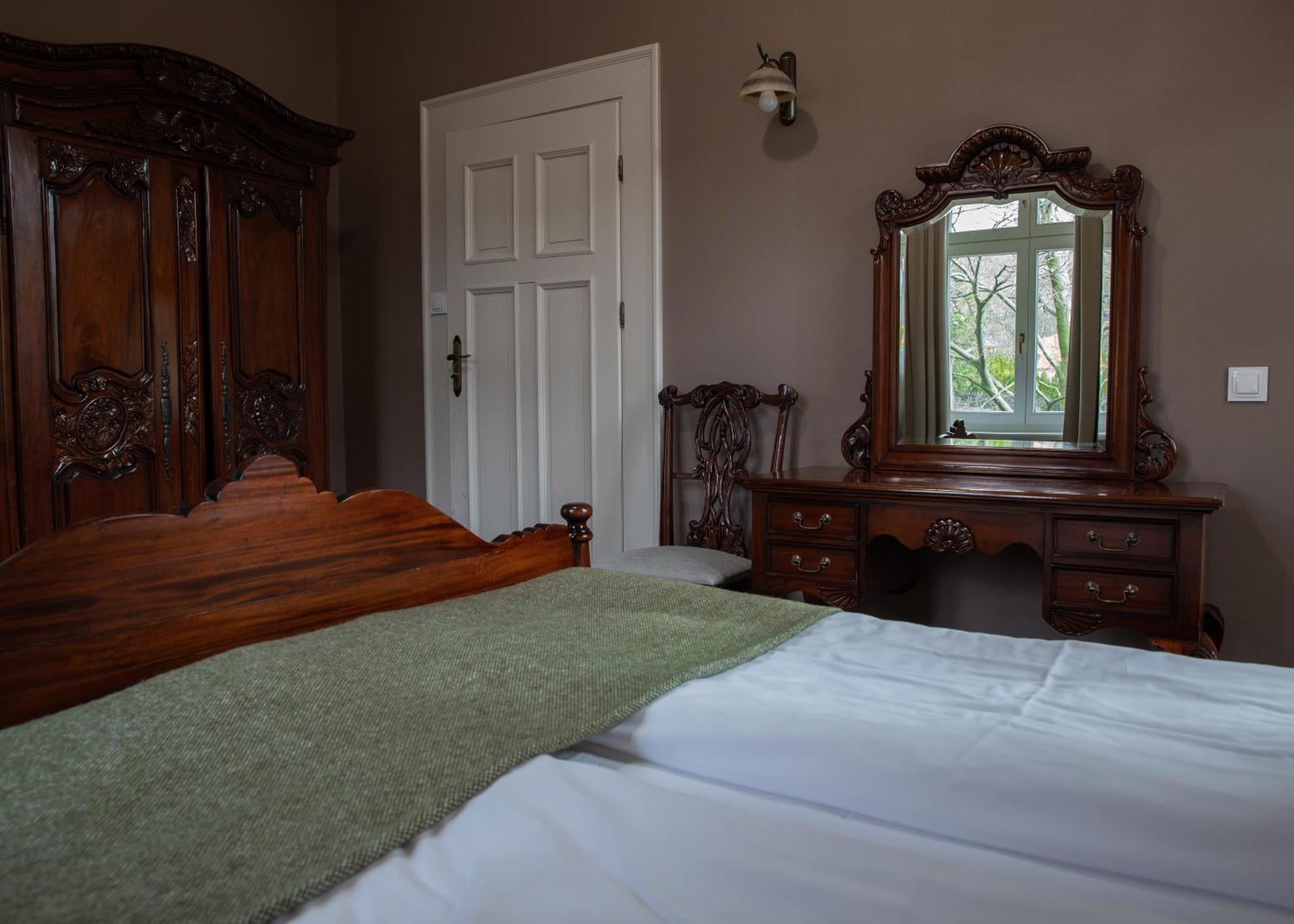 Hotel Debowy Biowellness & Spa Gory Sowie Bielawa  Bagian luar foto